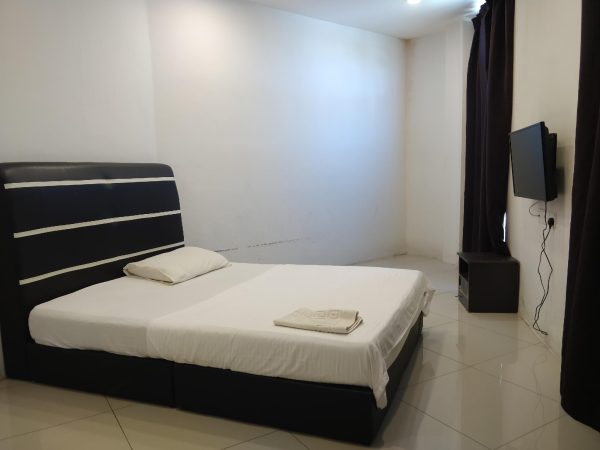 OYO 89792 Hamriz Hotel